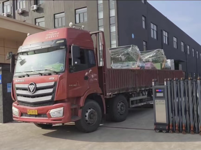 PC4012一90粗粉磨粉機(jī)成功發(fā)貨至云南 1 2024051606363191