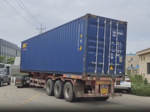 PF1210反擊破、3YA2160振動篩運(yùn)往上海港發(fā)往南非