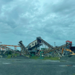 履帶式移動(dòng)破碎站的優(yōu)勢(shì)有哪些？