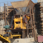 破碎鉻鐵礦的顎式破碎機(jī)有哪些型號(hào)？顎式破碎機(jī)價(jià)格分析