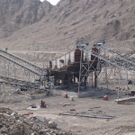 振動(dòng)篩篩箱開裂、橫梁斷裂原因及改進(jìn)方法