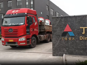 PE300X1300與PE400X600鄂式破碎機發(fā)往廣東