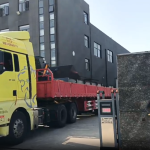 發(fā)往上海浦東的PC4008一75粗粉磨和LSX一920螺旋洗砂機！